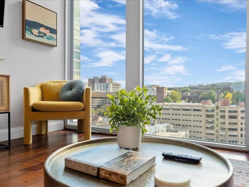 Cozysuites Trendy 1Br Ppg Paints Arena Pitts Питтсбург Экстерьер фото